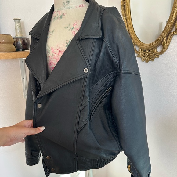 Vintage Genuine Leather Jacket - Picture 3 of 10